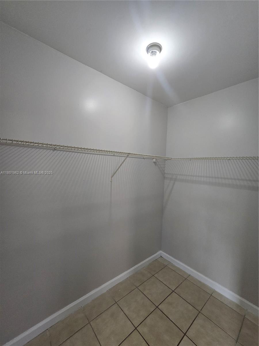 712 Sw 6 St Property Photo 24