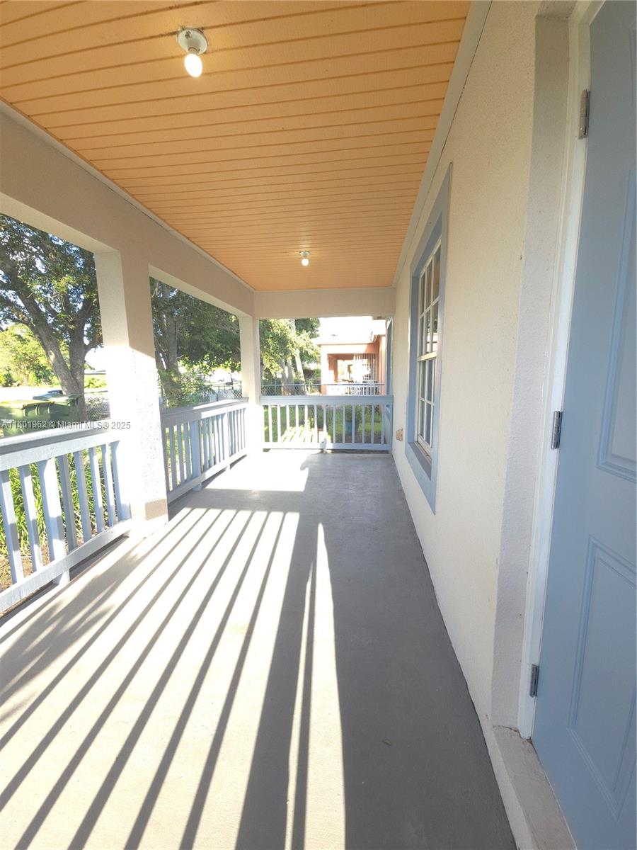 712 Sw 6 St Property Photo 26