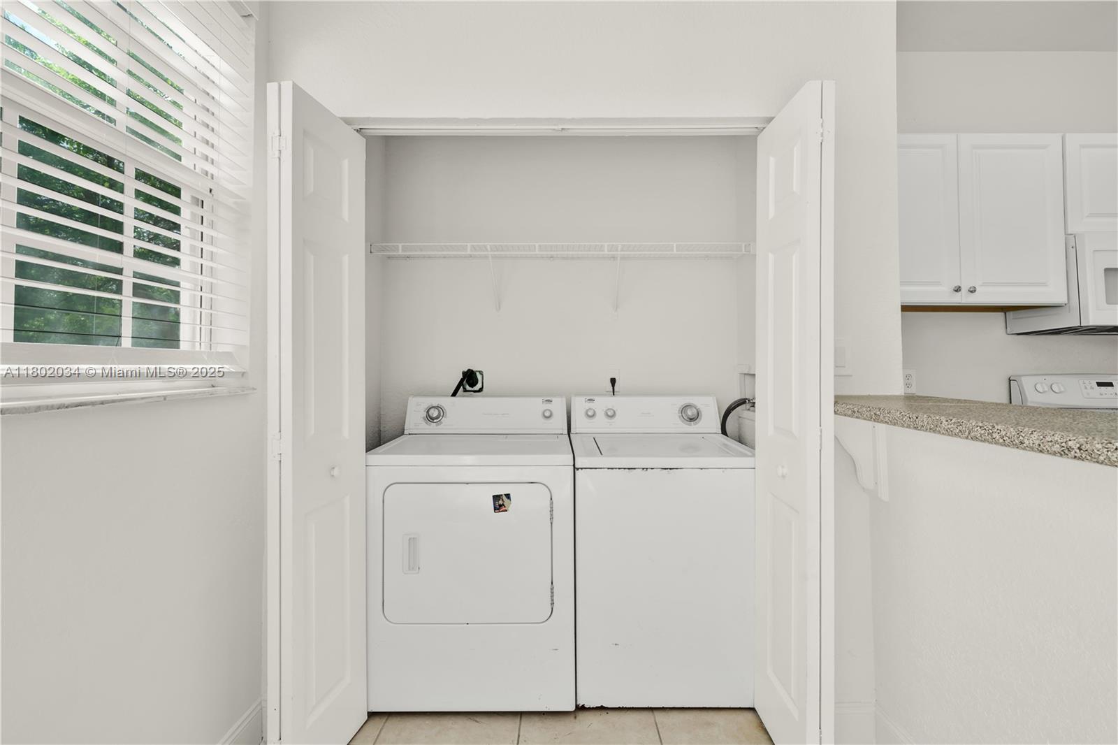677 Ne 21st Ter Property Photo 10