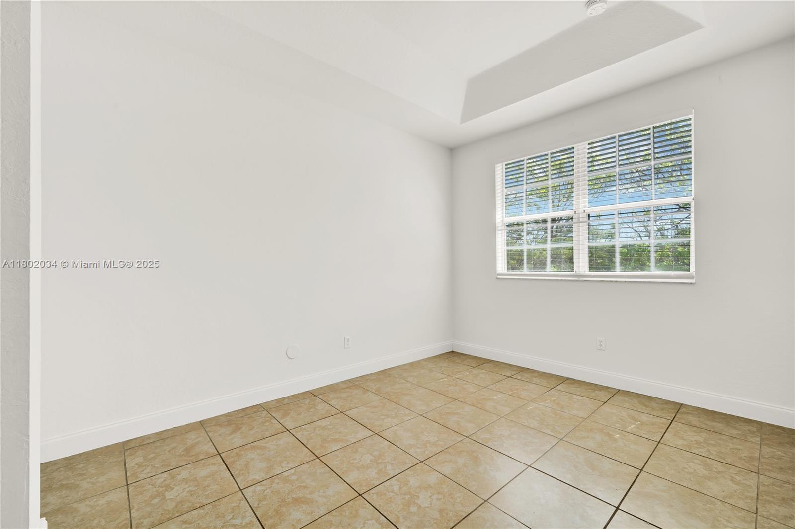 677 Ne 21st Ter Property Photo 14