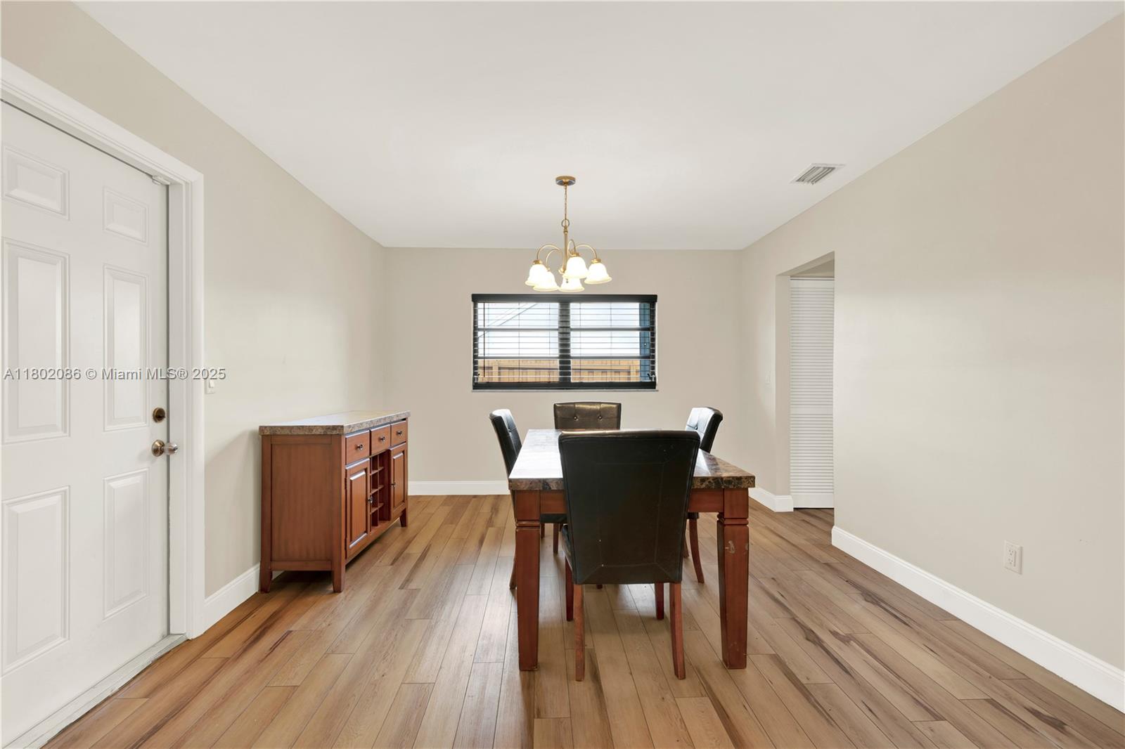 1575 N Goldeneye Ln Property Photo 14