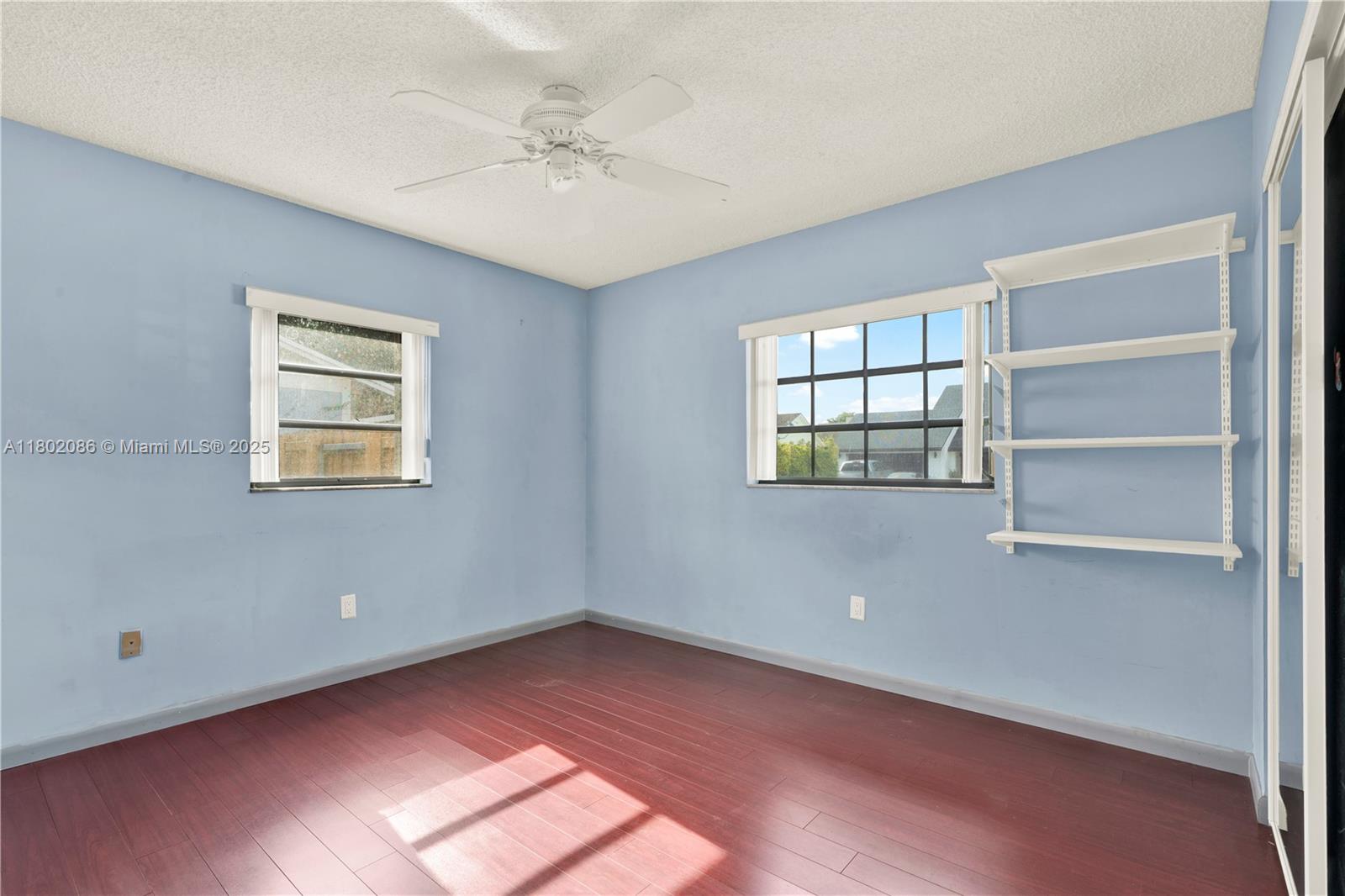 1575 N Goldeneye Ln Property Photo 32