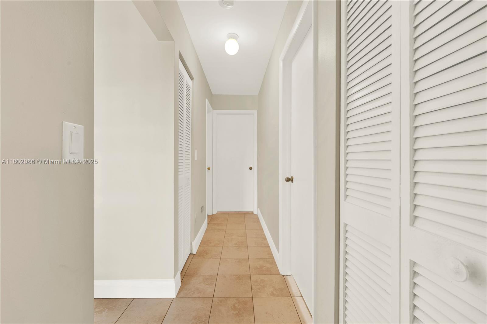 1575 N Goldeneye Ln Property Photo 34