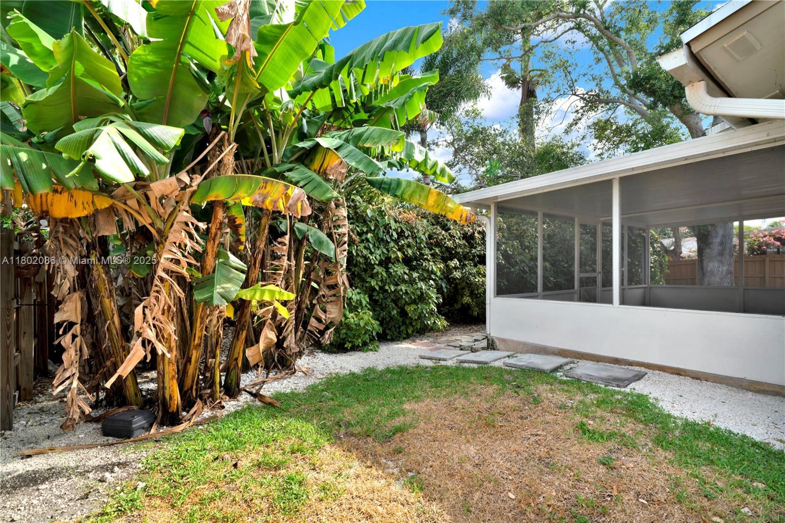1575 N Goldeneye Ln Property Photo 37
