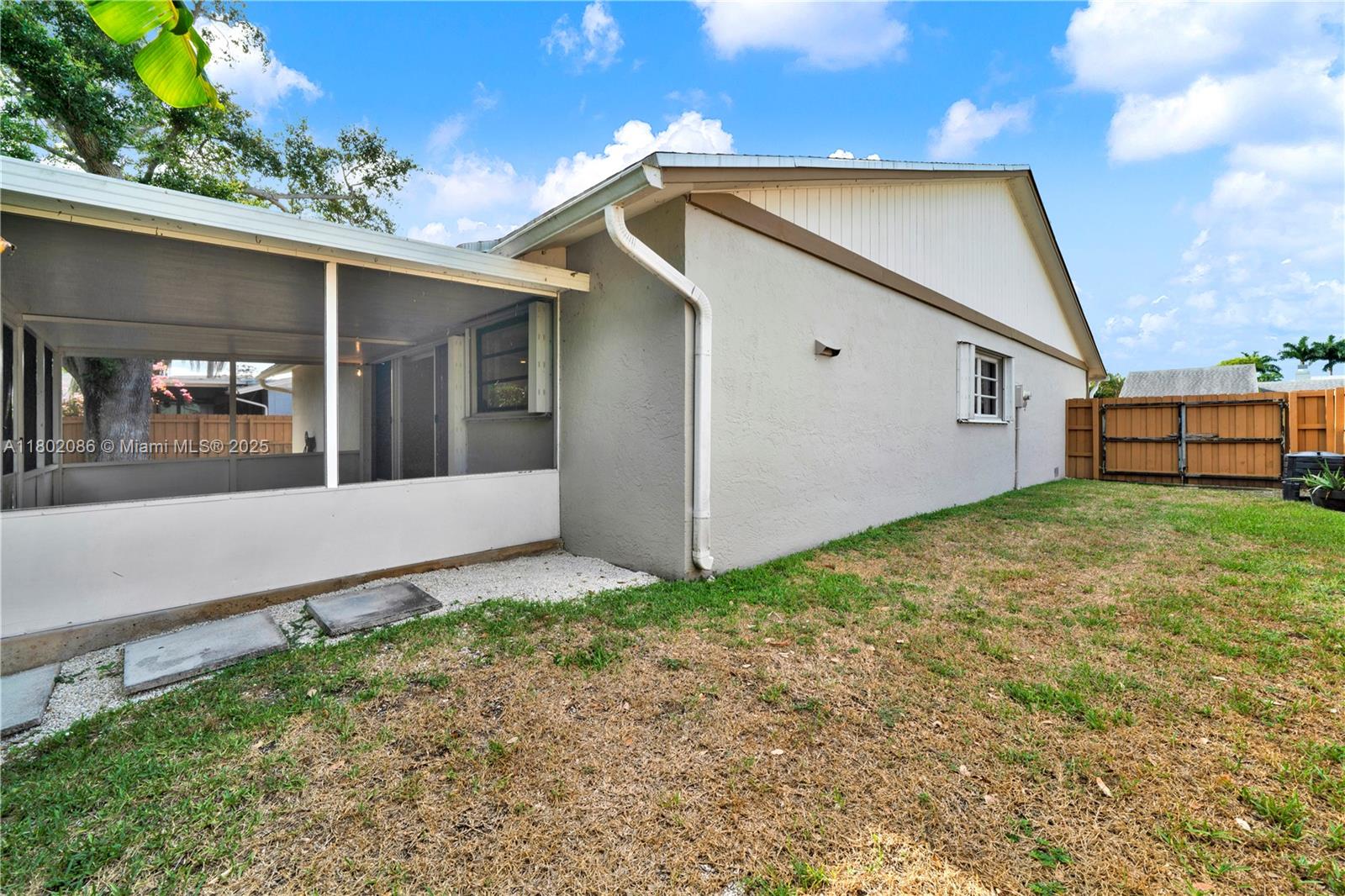 1575 N Goldeneye Ln Property Photo 41