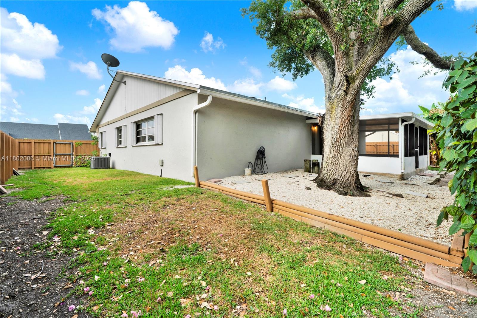 1575 N Goldeneye Ln Property Photo 43