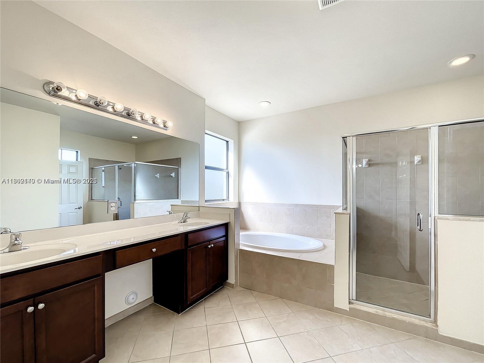11482 Sw 238th Ter Property Photo 18