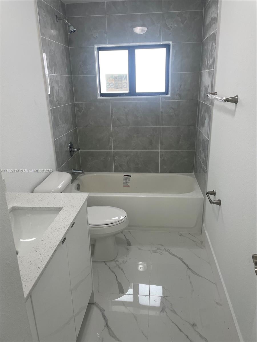 210 Sw 3rd St 210 Property Photo 15