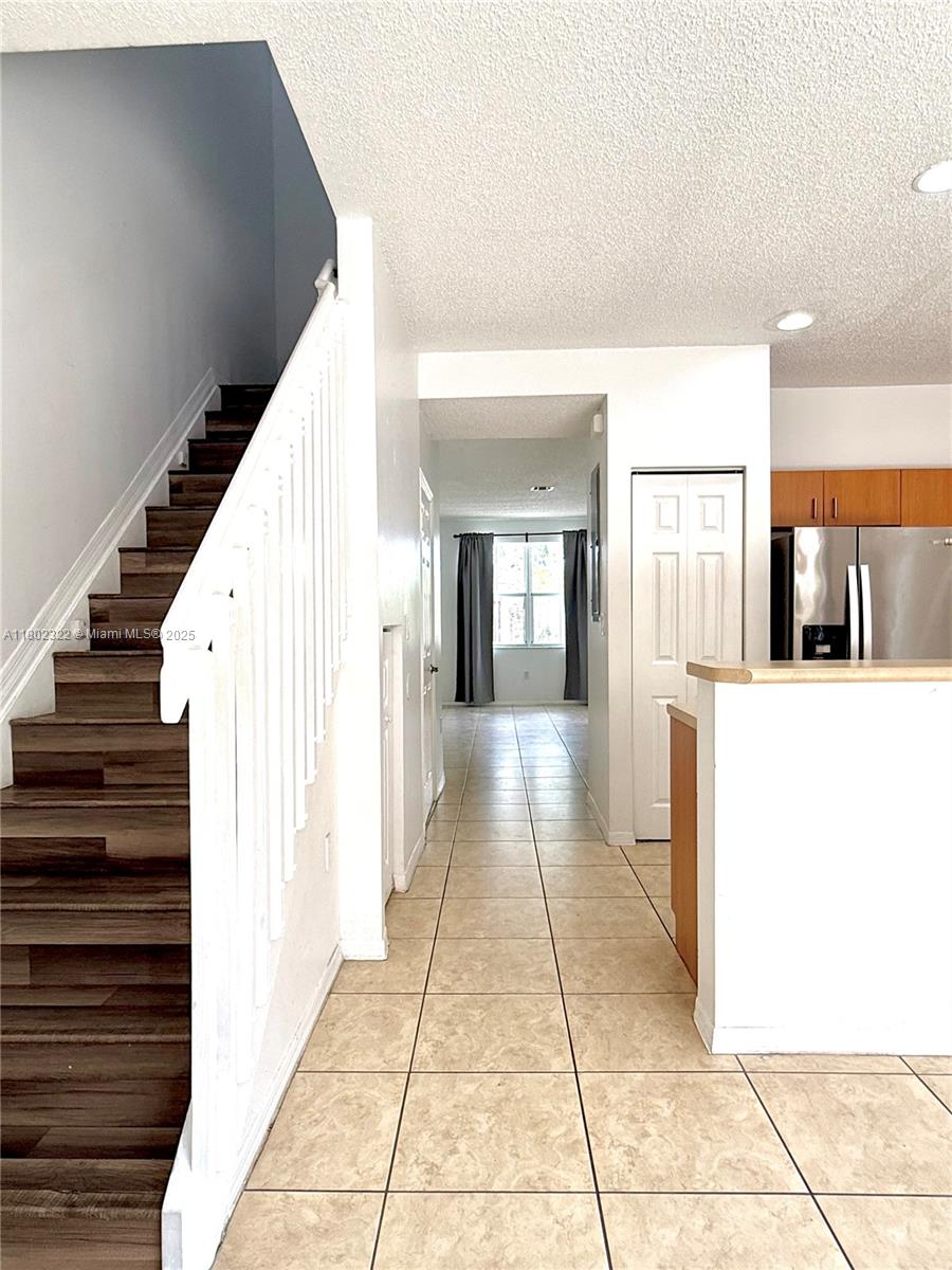 947 Ne 42nd Ter 947 Property Photo 12