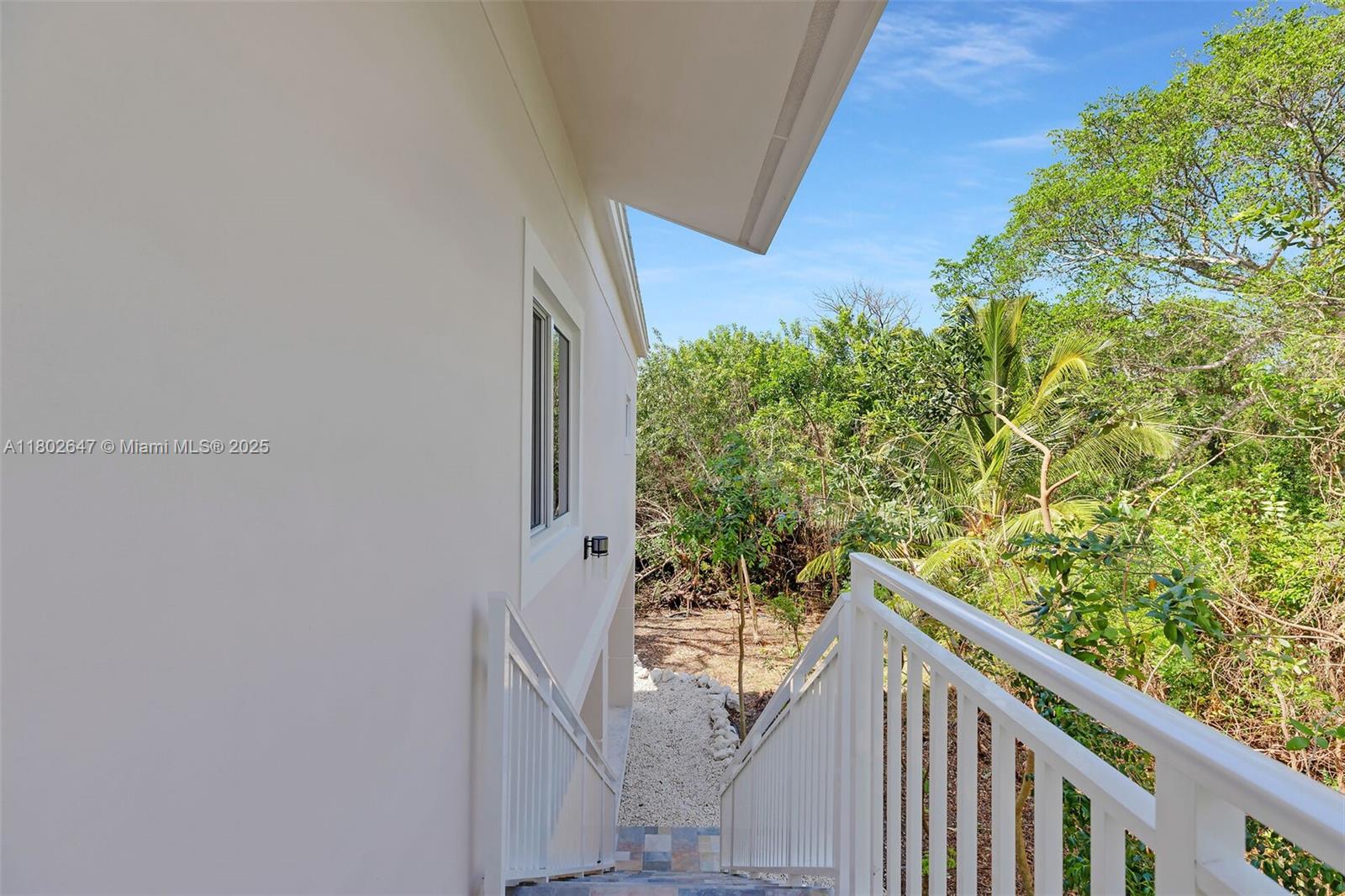 14 Tarpon Ave Property Photo 8