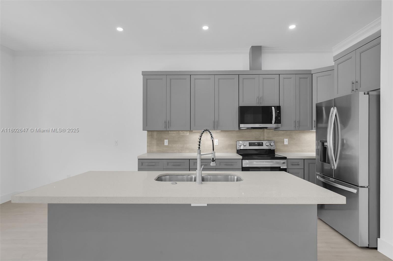 14 Tarpon Ave Property Photo 11