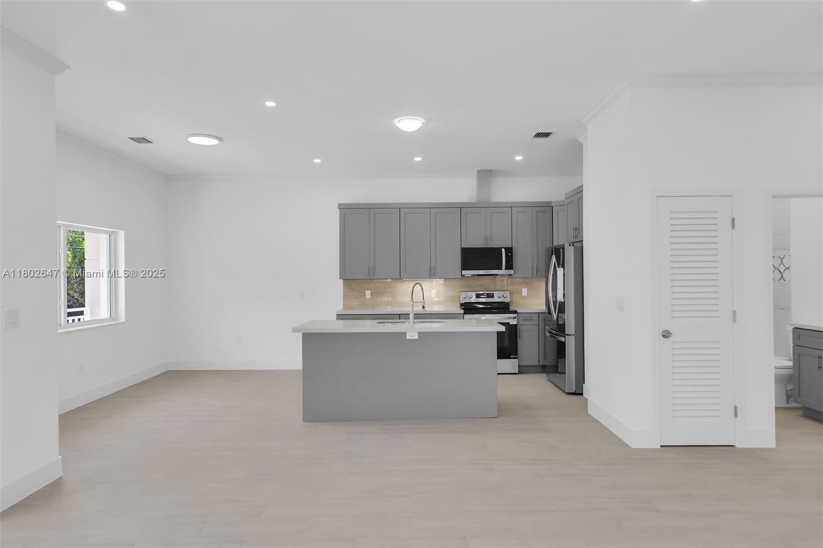 14 Tarpon Ave Property Photo 13