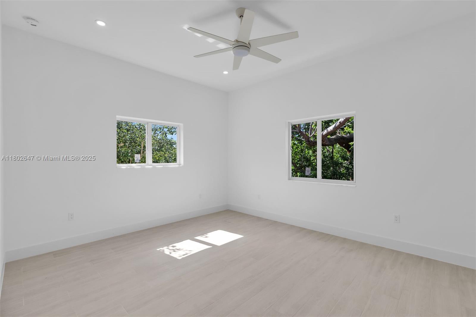 14 Tarpon Ave Property Photo 30