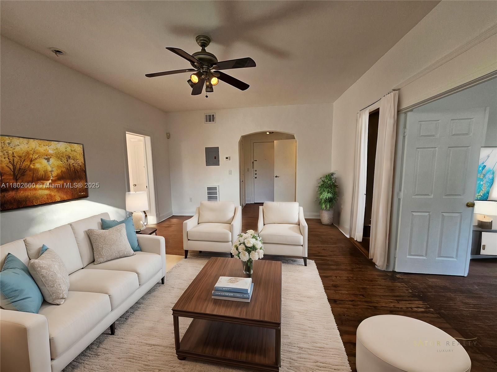 900 16th St 207 Property Photo 1