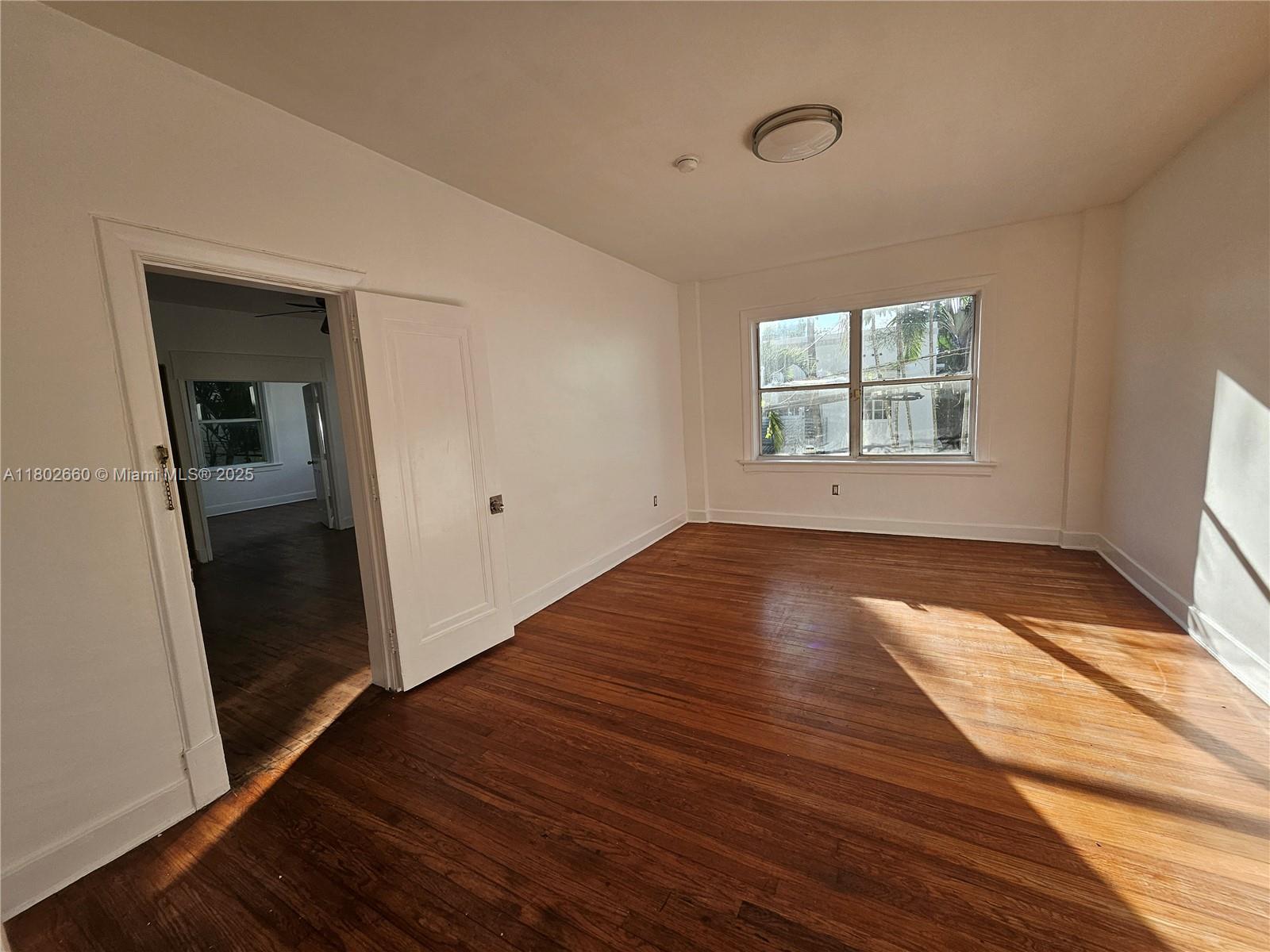 900 16th St 207 Property Photo 13