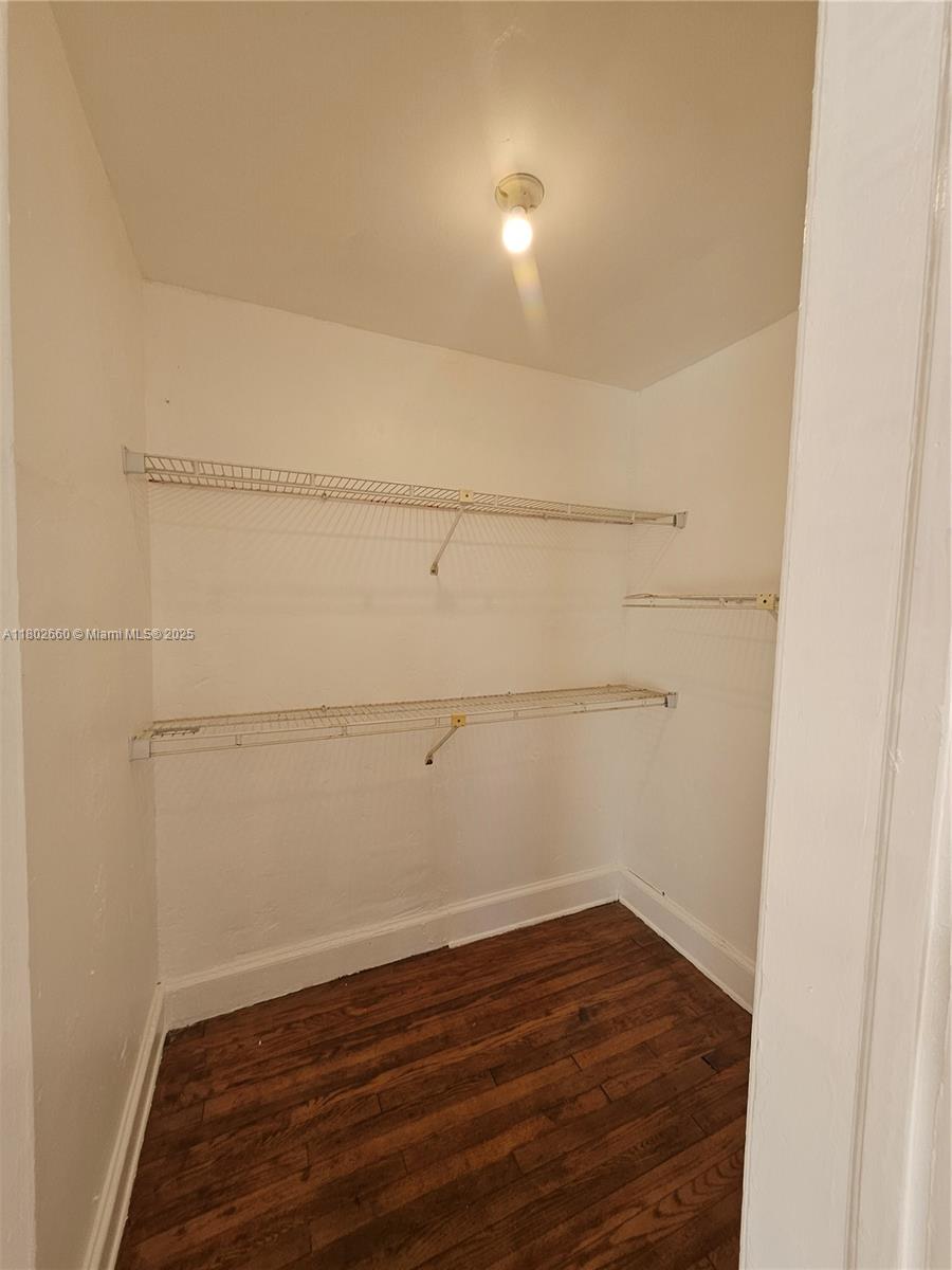 900 16th St 207 Property Photo 15