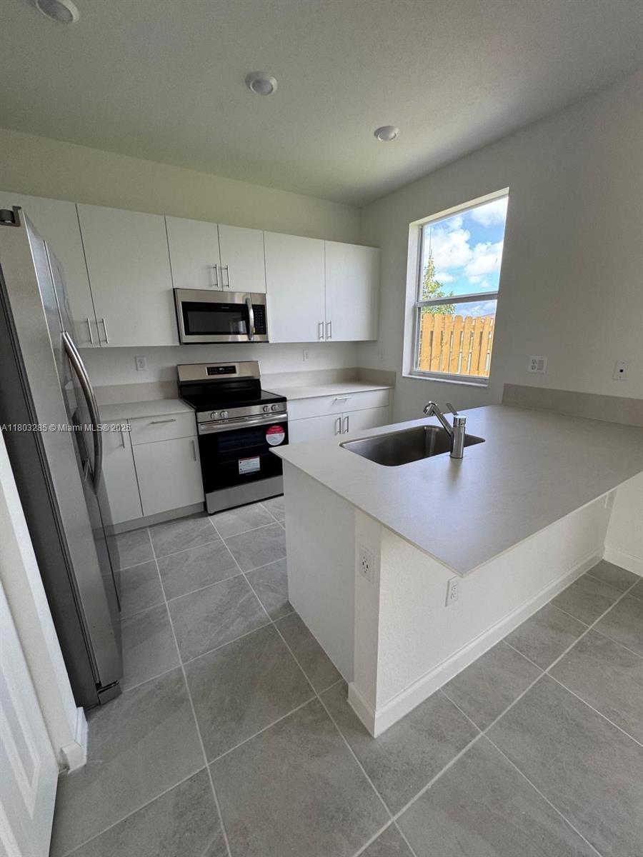 2825 Se 25 . Property Photo 14