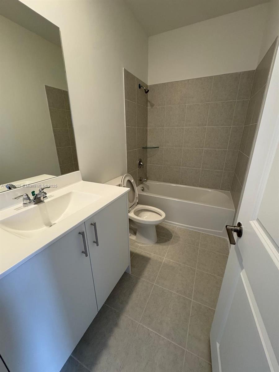 2825 Se 25 . Property Photo 20
