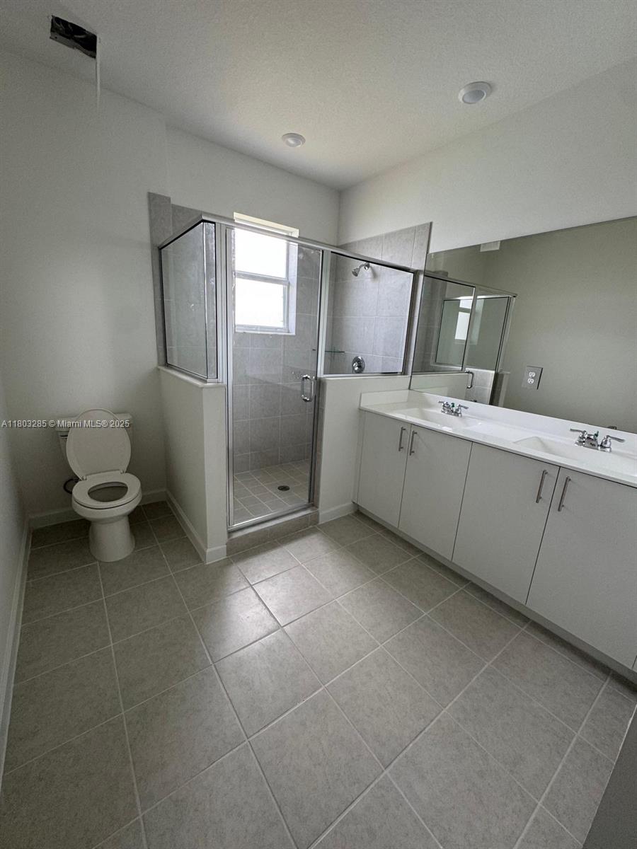2825 Se 25 . Property Photo 28
