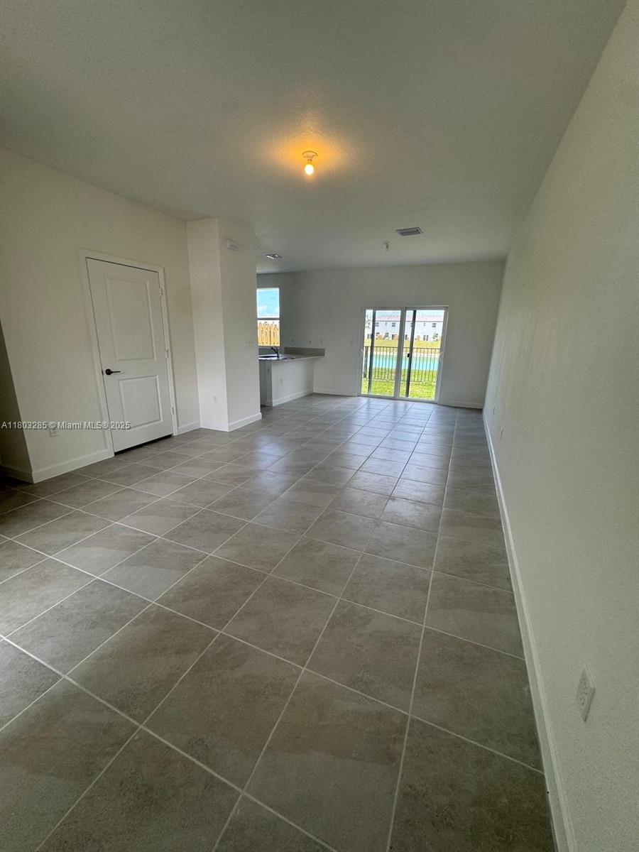 2825 Se 25 . Property Photo 41