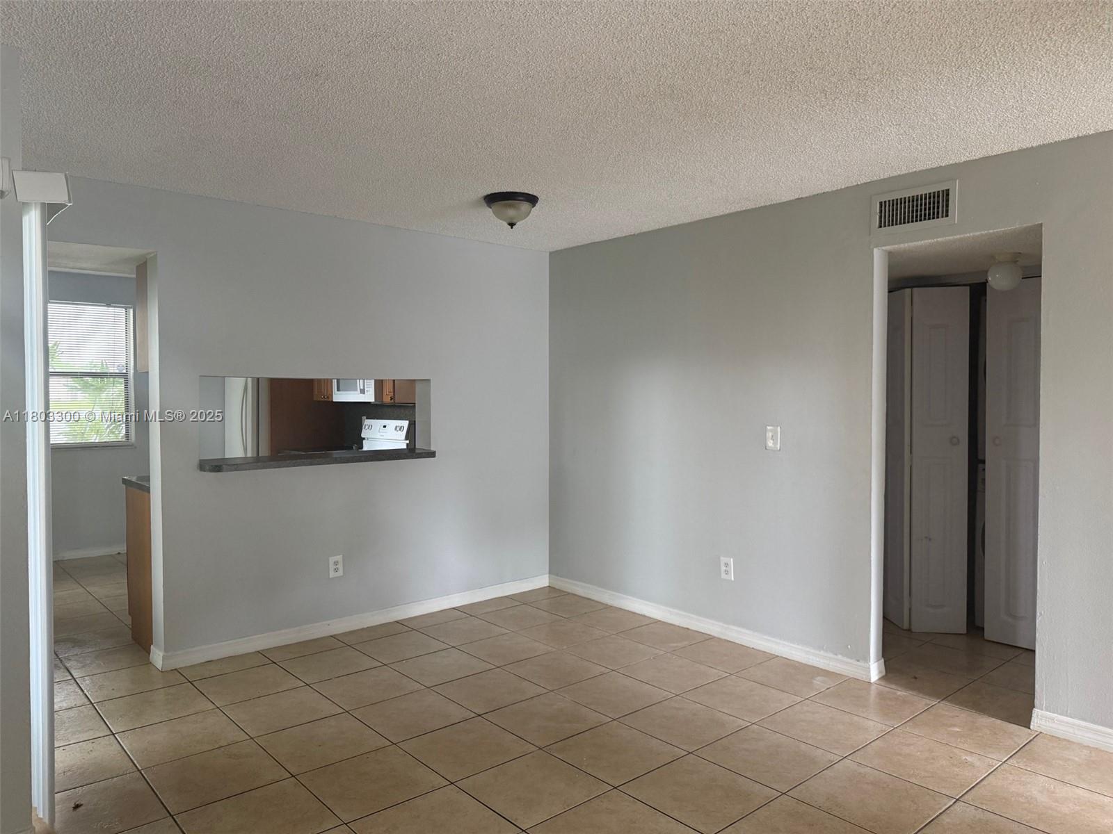 1100 Constitution Dr 1100g Property Photo 17