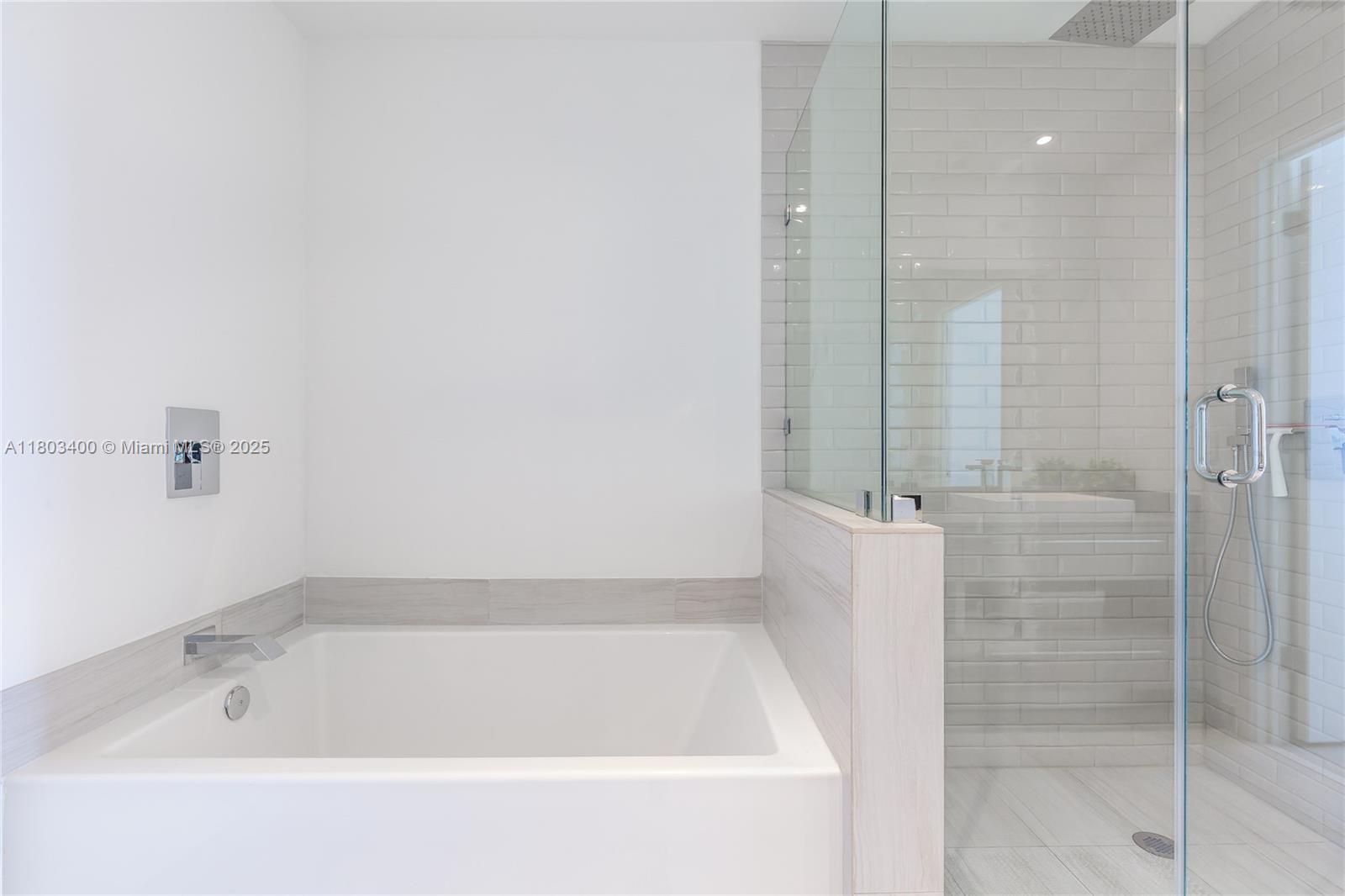 4010 S Ocean Dr T4303 Property Photo 22