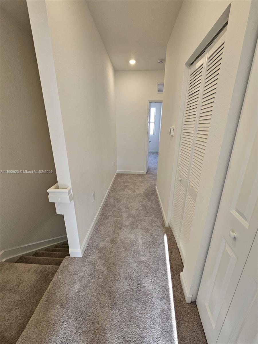 96 Se 11 Ct 0 Property Photo 11