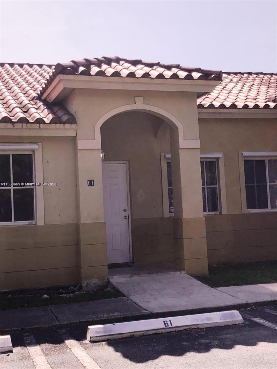 61 Ne 13th Ave 11 Property Photo 1