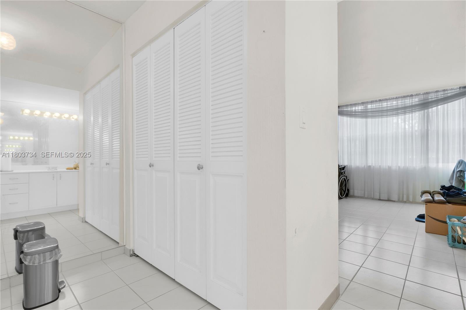 1400 Saint Charles Pl L4 Property Photo 13