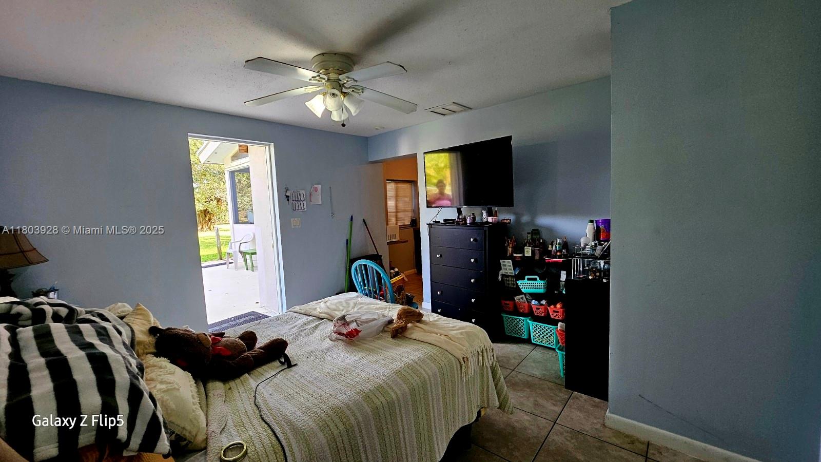 A11803928 Property Photo 1