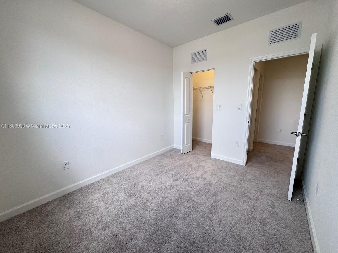 1182 Se Palm Terrace . Property Photo 16