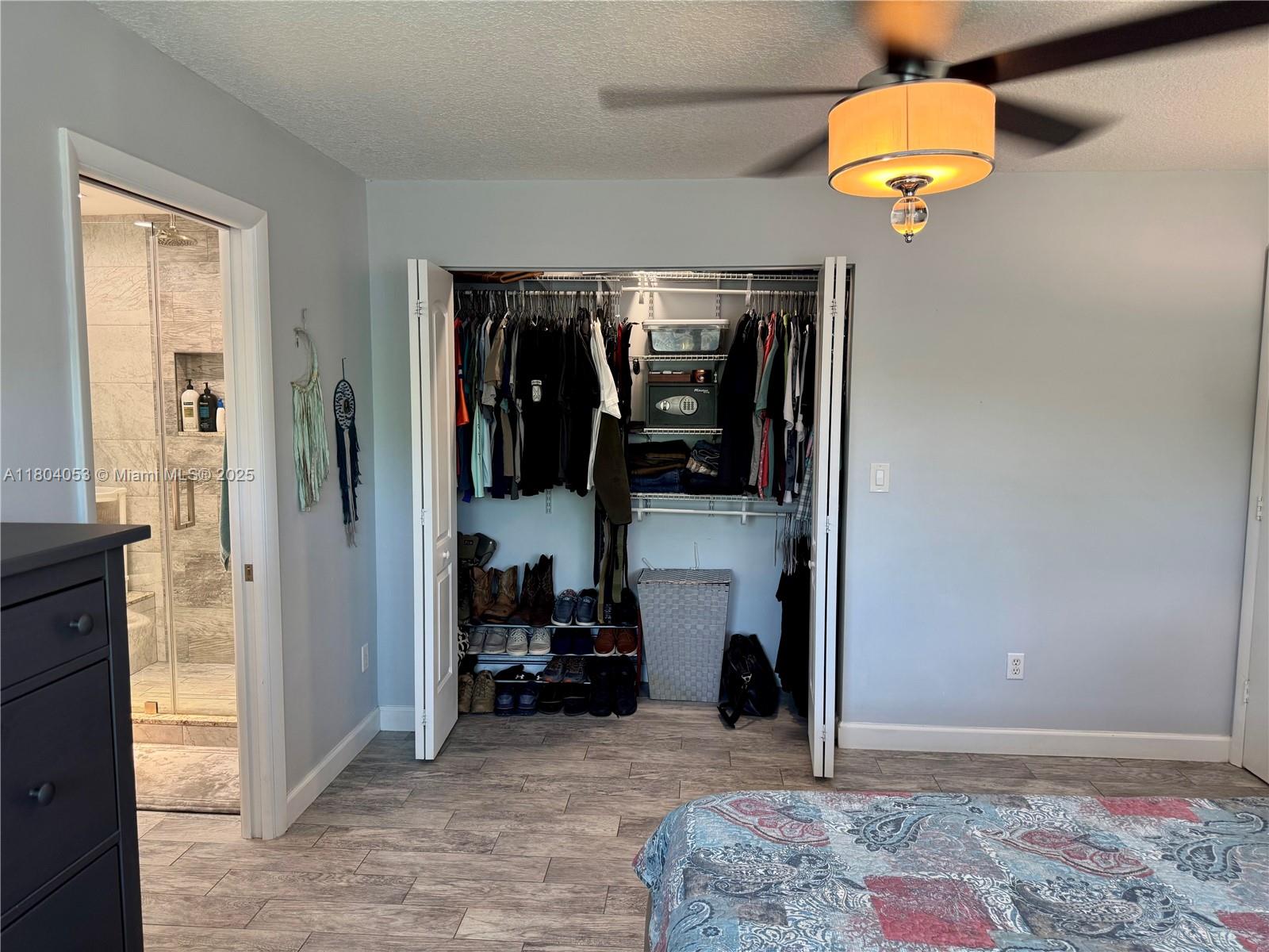 1237 N Fieldlark Ln Property Photo 16