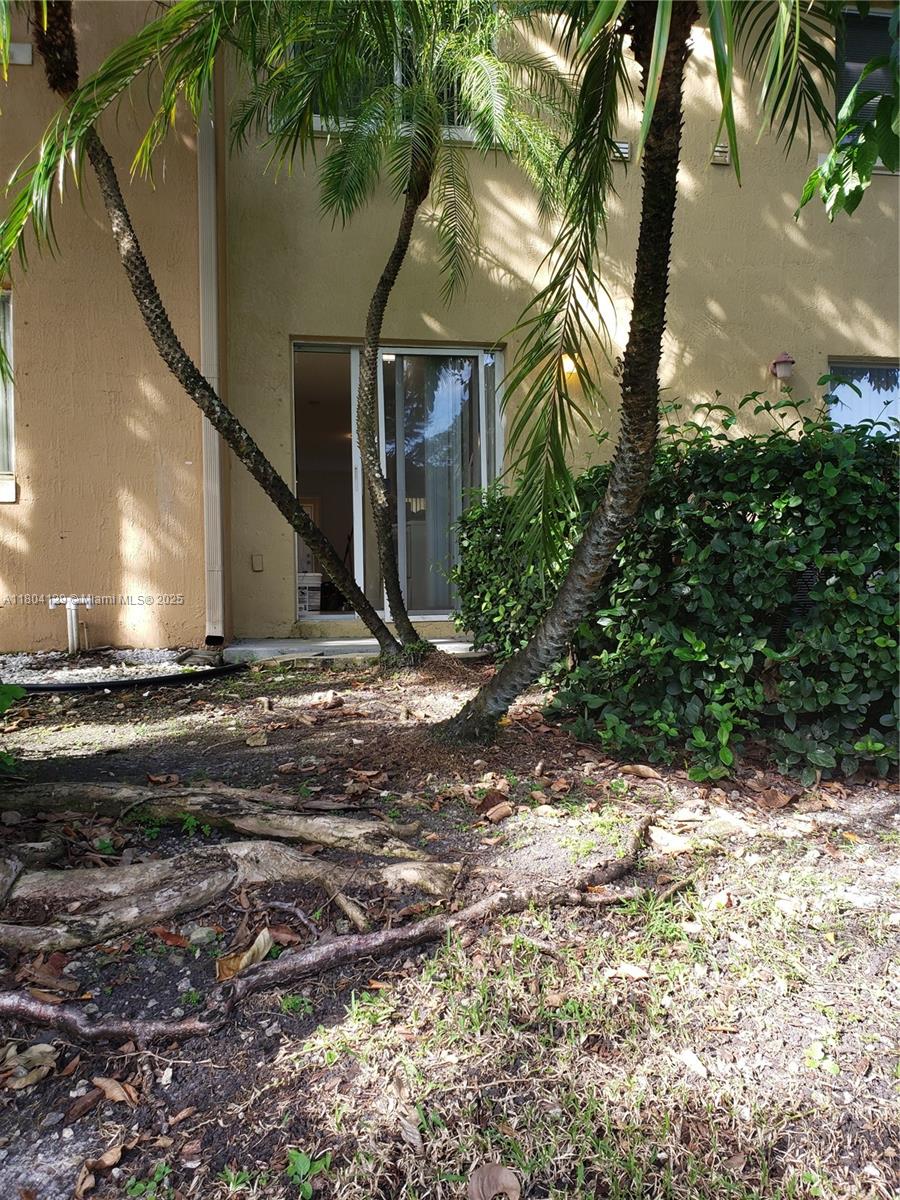 7940 Nw 6th St 103 Property Photo 14