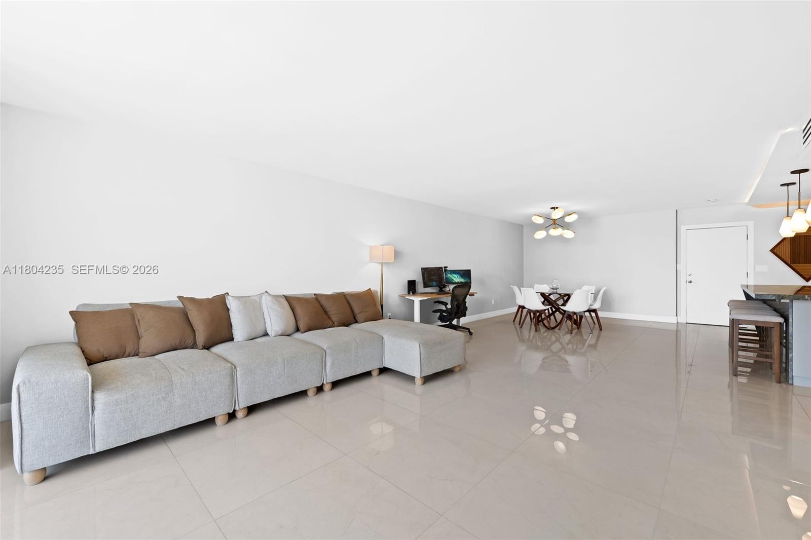 1501 S Ocean Dr 1005 Property Photo 4