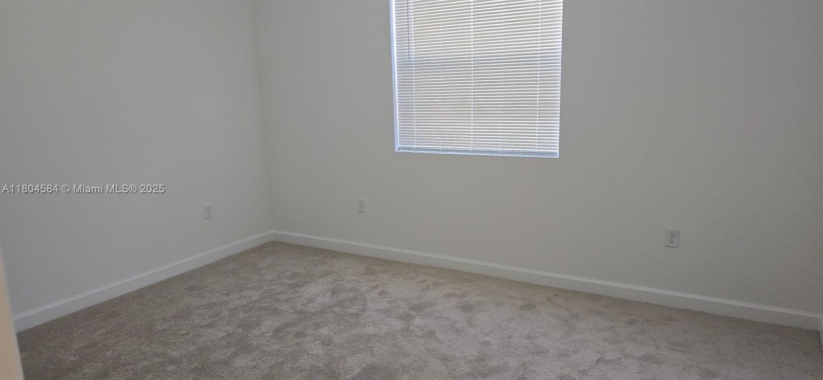 1162 Se 1 Terrace Property Photo 12