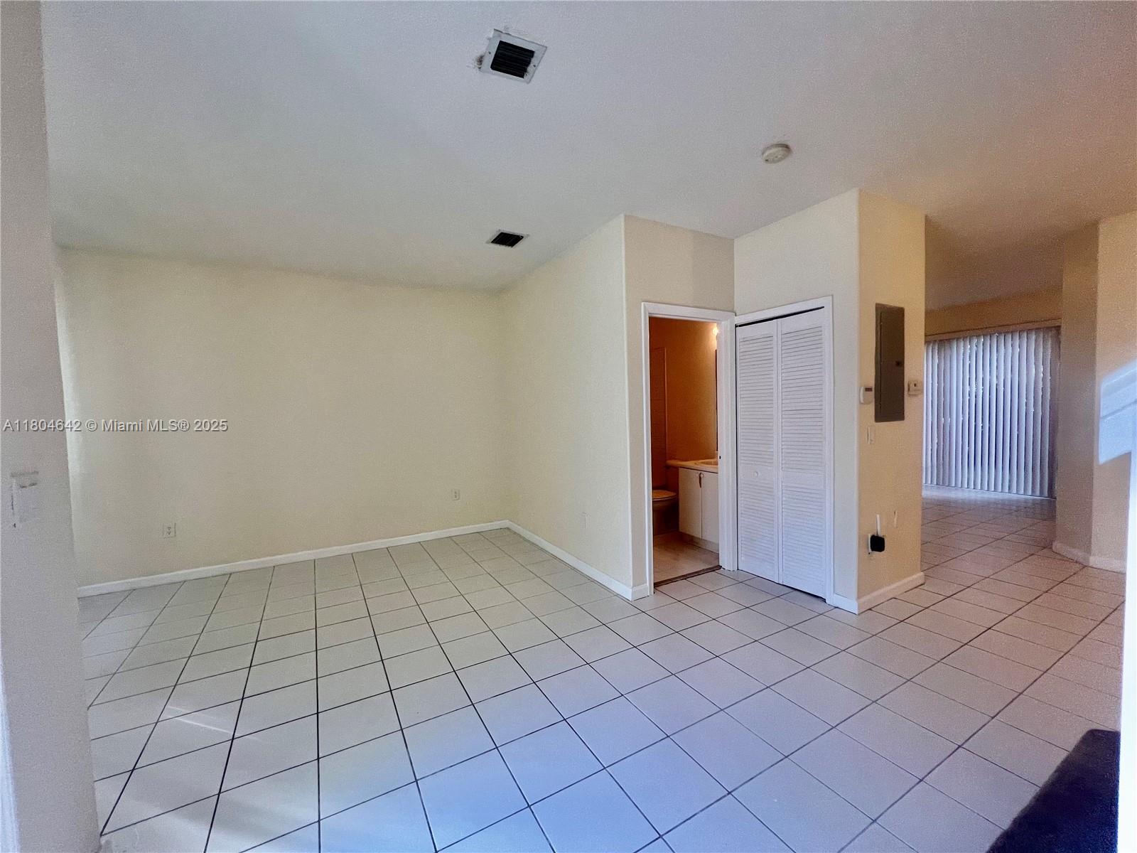 1429 Se 24th Ct 263 Property Photo 7