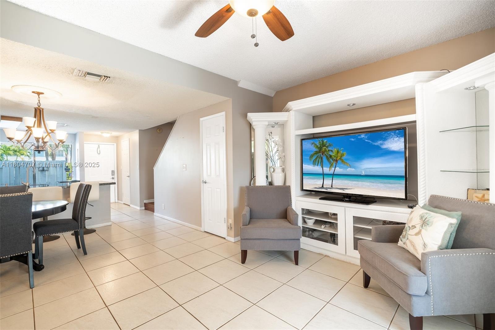 2683 Ne 15th St Property Photo 6