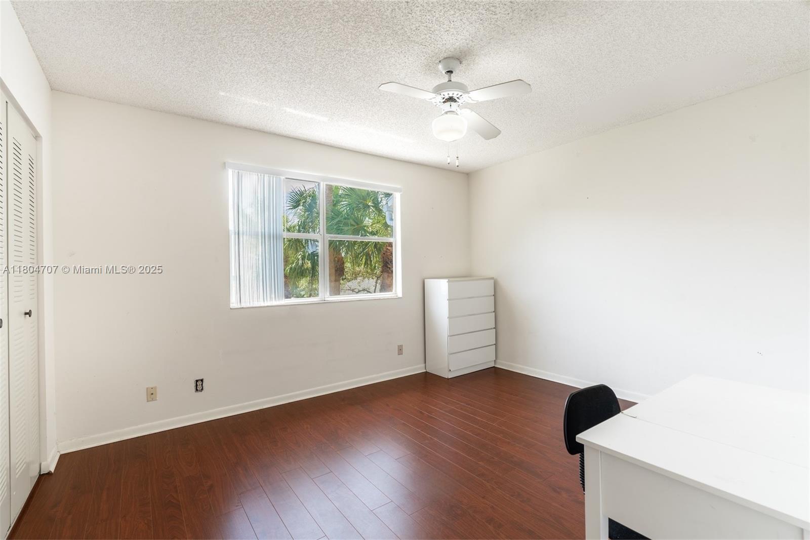 2683 Ne 15th St Property Photo 10