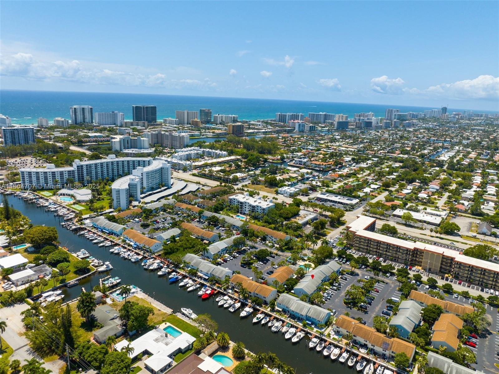 2683 Ne 15th St Property Photo 24