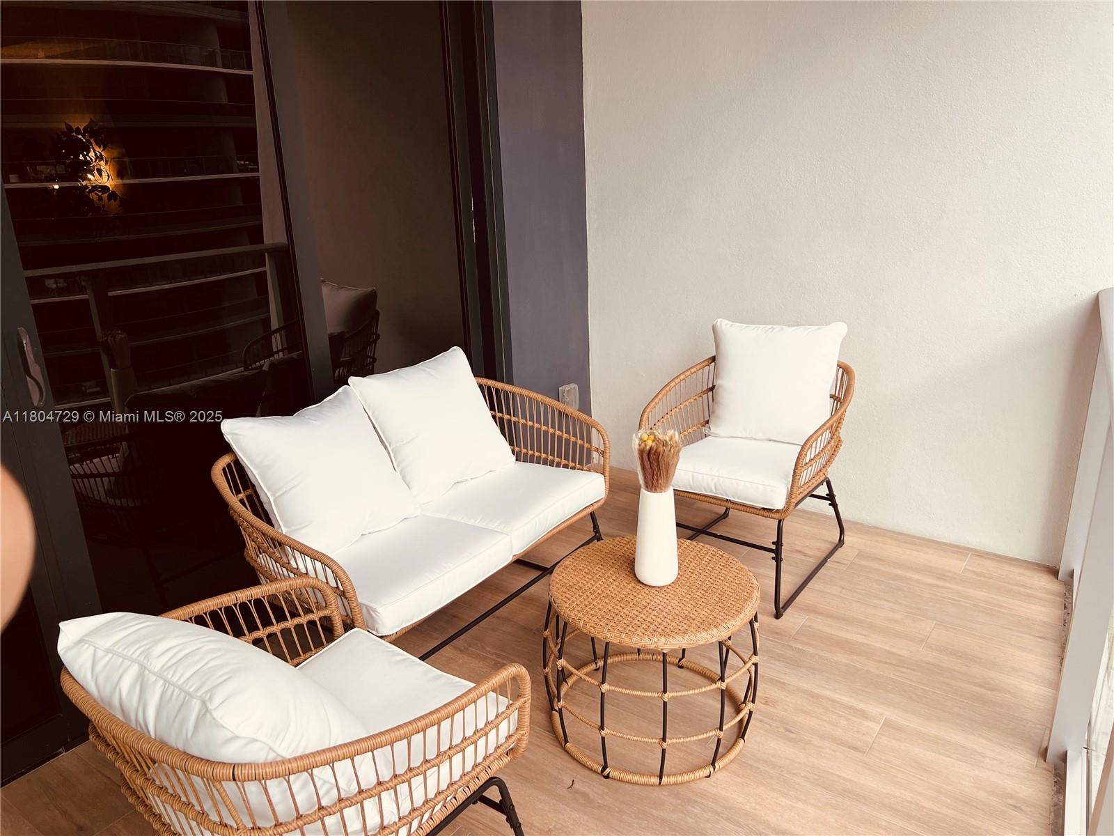 1010 Brickell Ave 2710 Property Photo 20