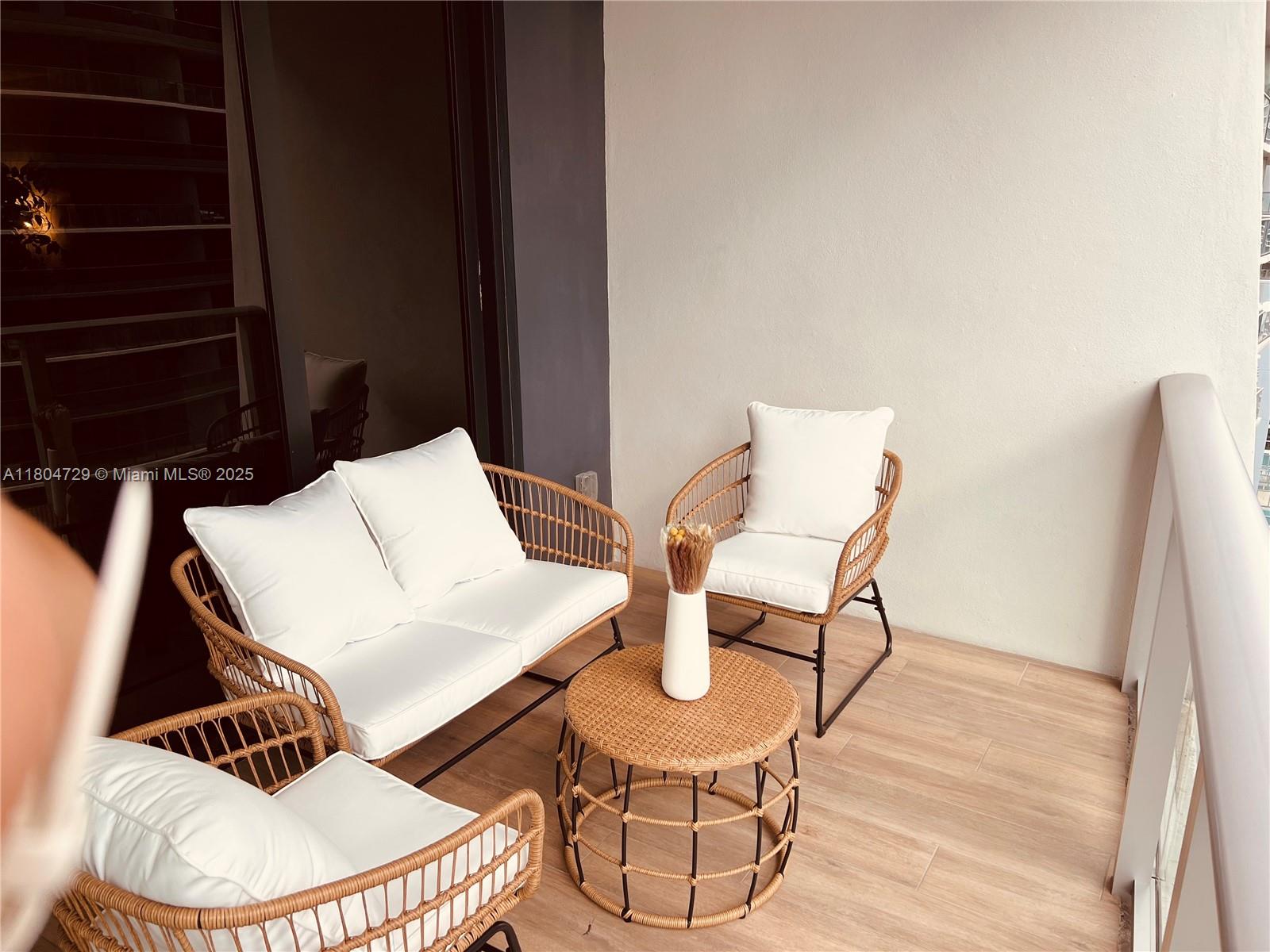 1010 Brickell Ave 2710 Property Photo 21