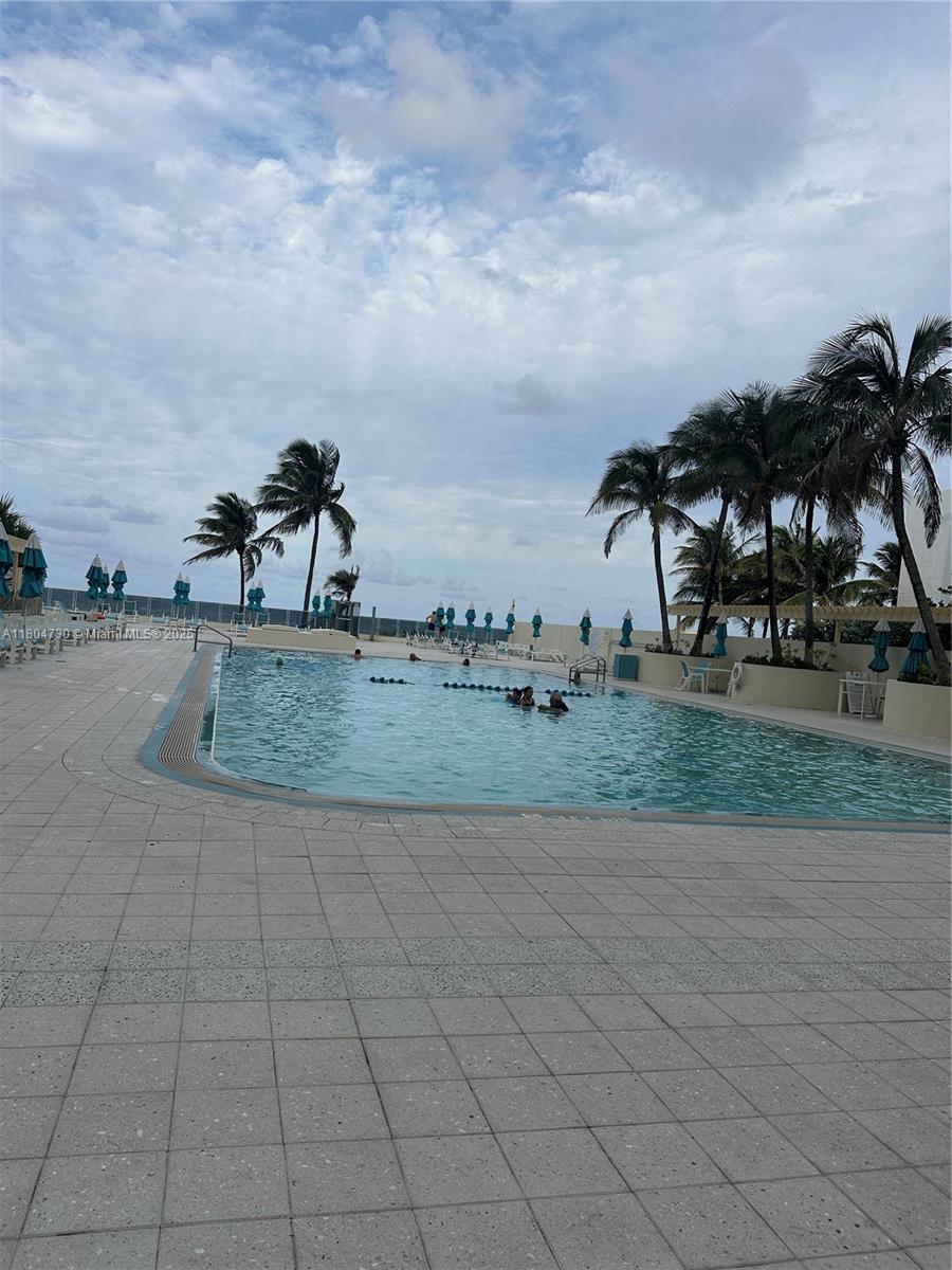 2501 S Ocean Dr 1228 Property Photo 3