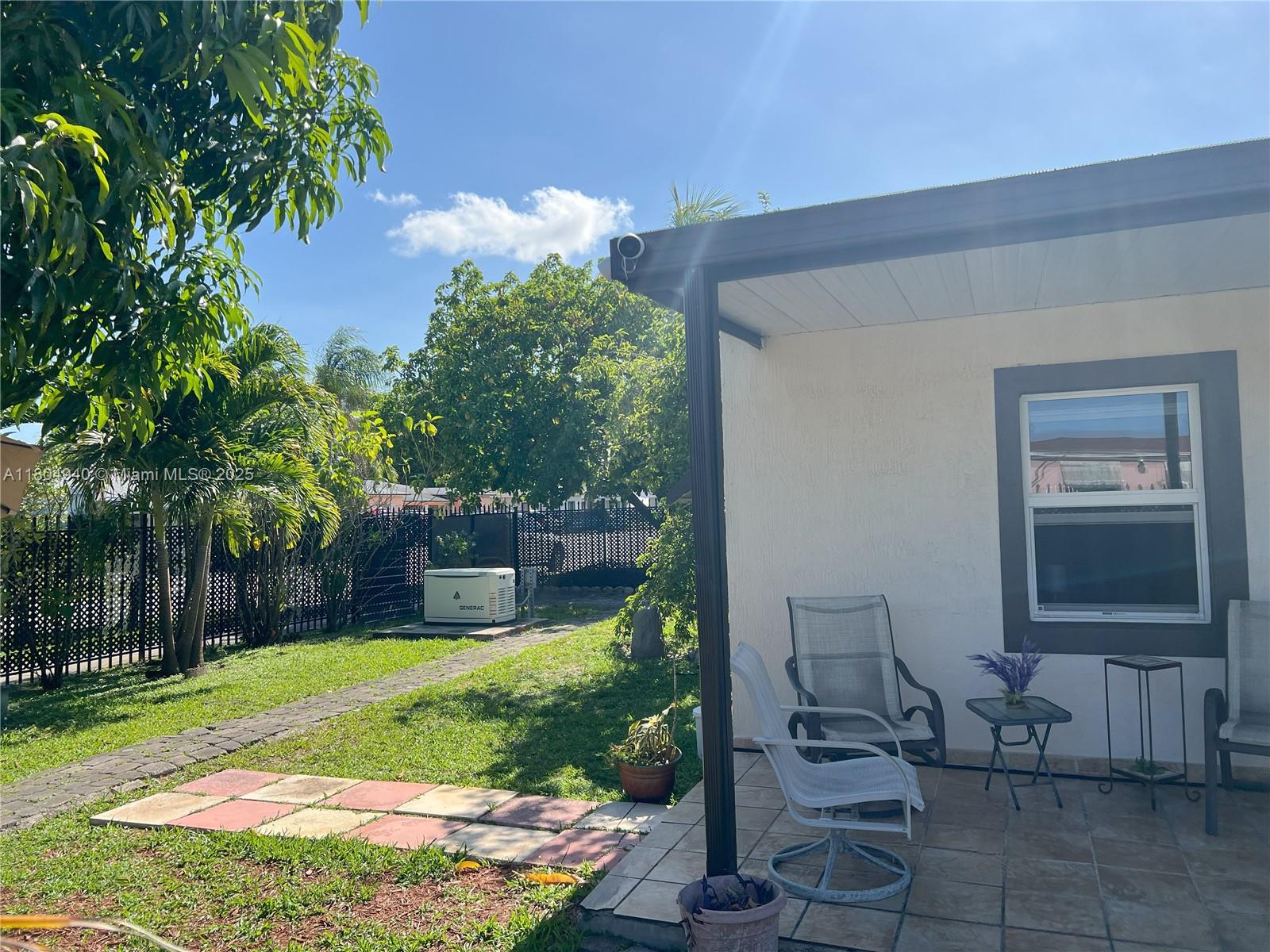 10720 Nw 5th Ave Property Photo 7