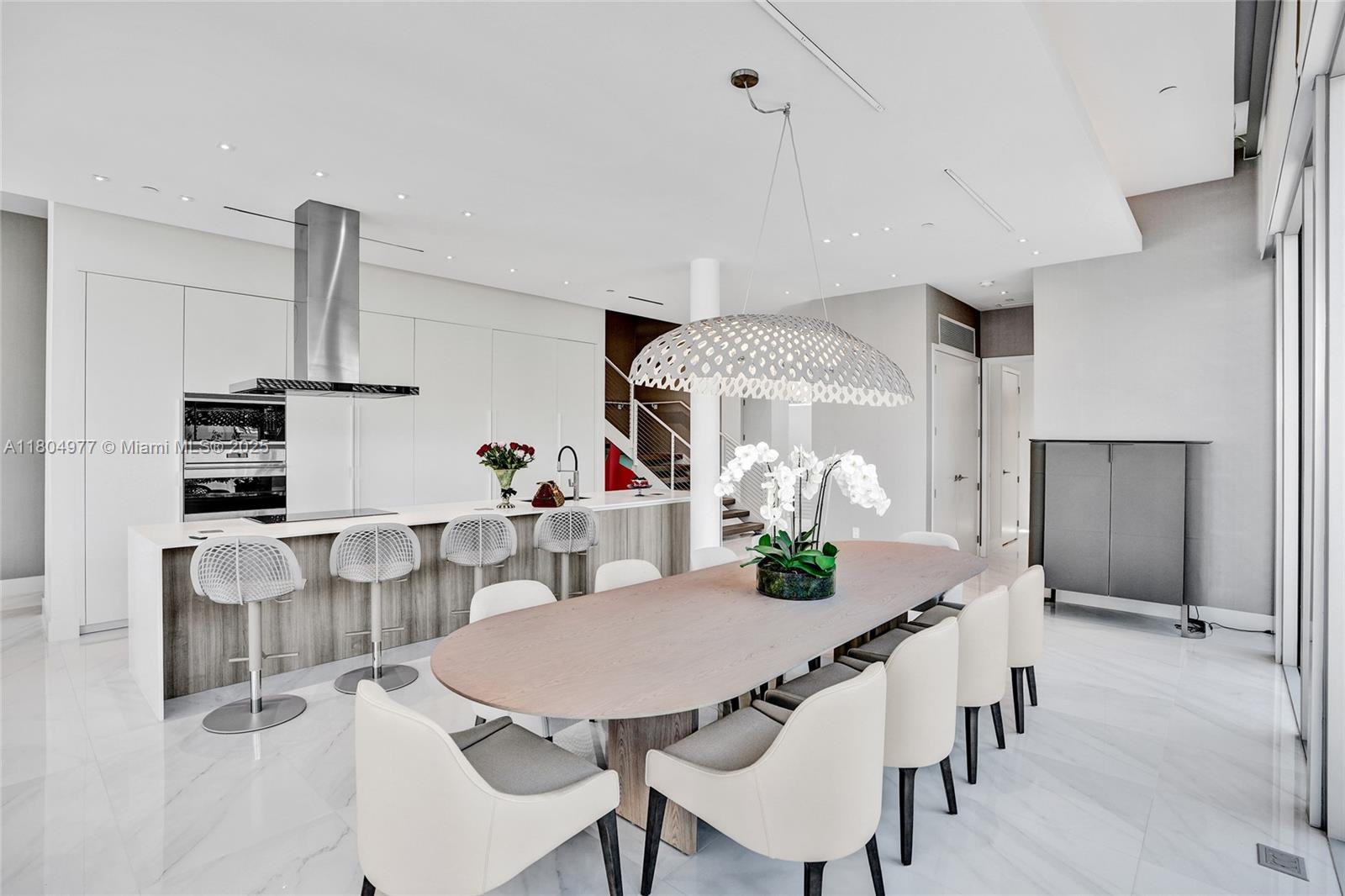 3750 Yacht Club Dr Th1 Property Photo 1