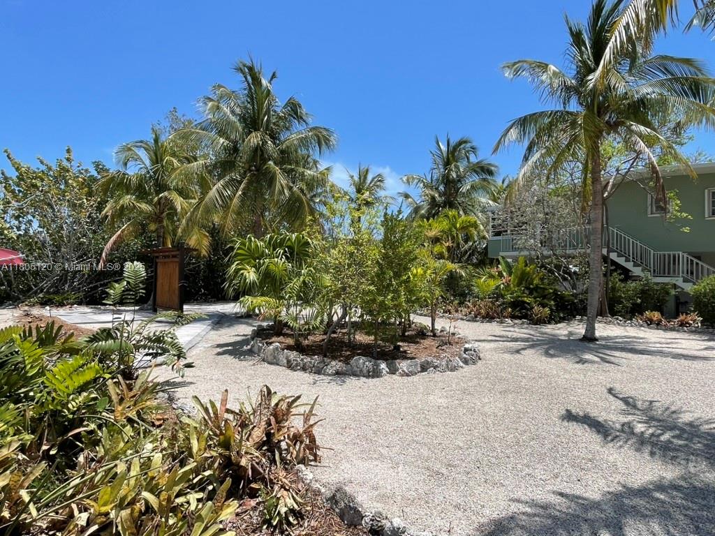 140 Gardenia St Property Photo 3
