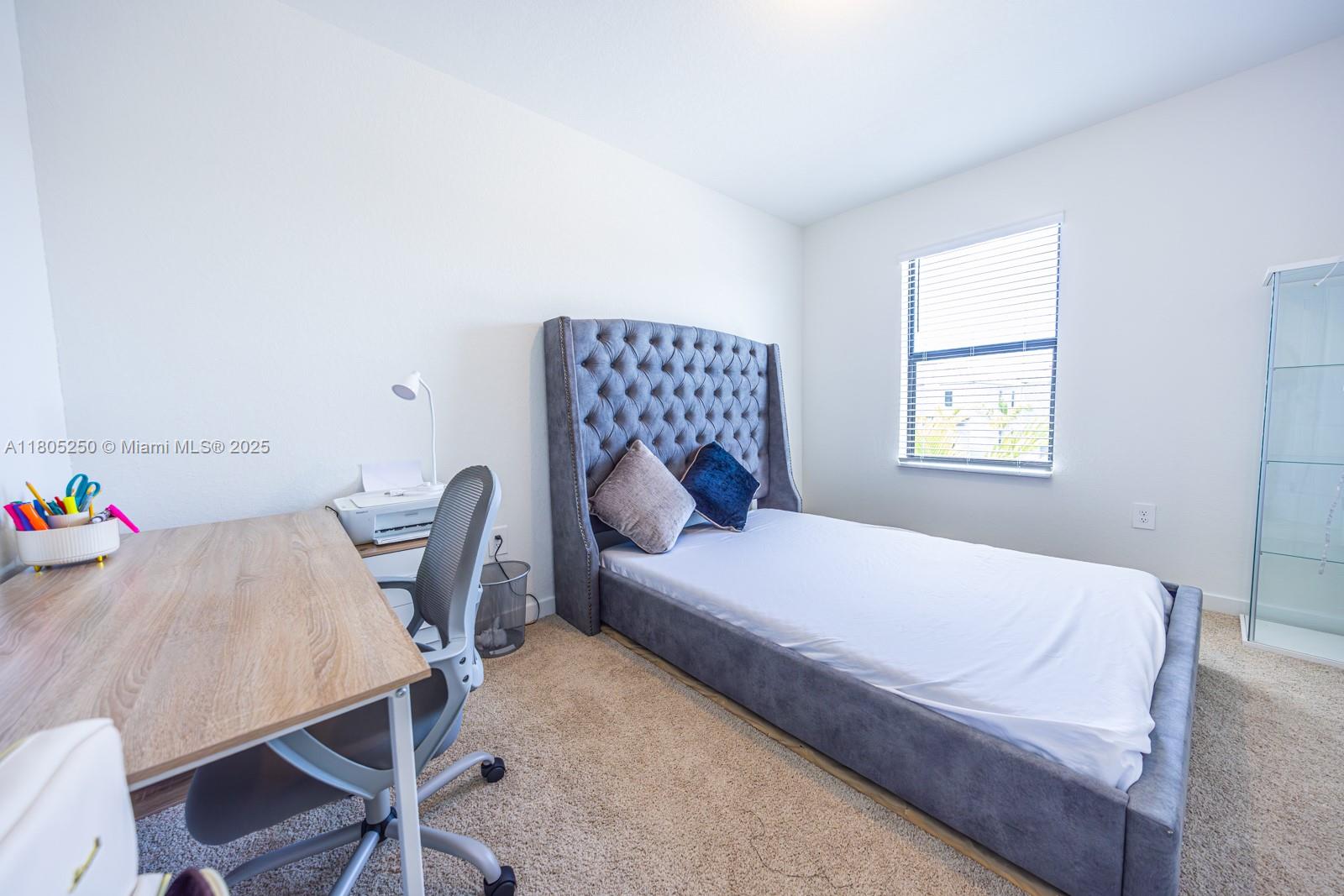 715 Se 17th Ave Property Photo 24