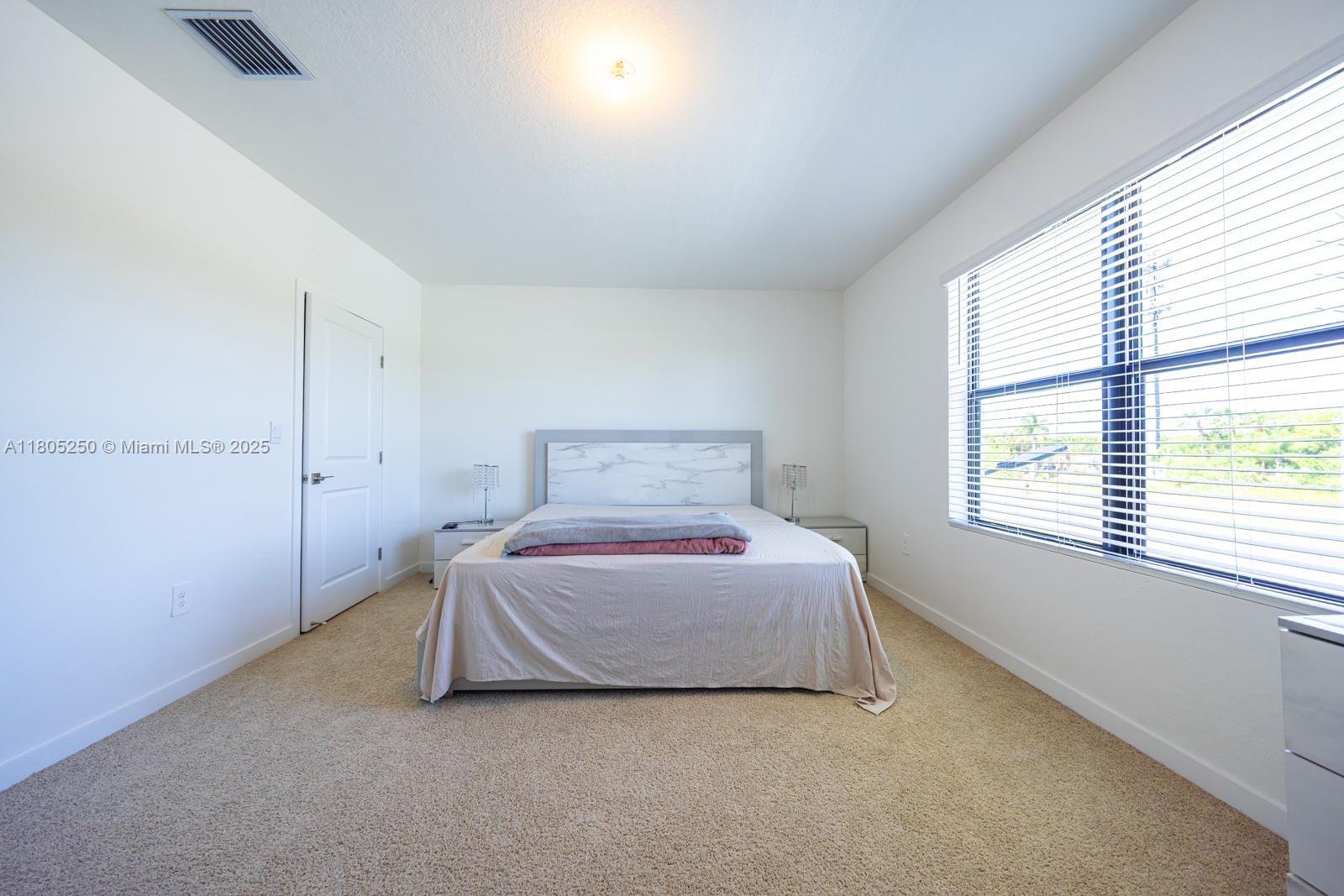 715 Se 17th Ave Property Photo 31