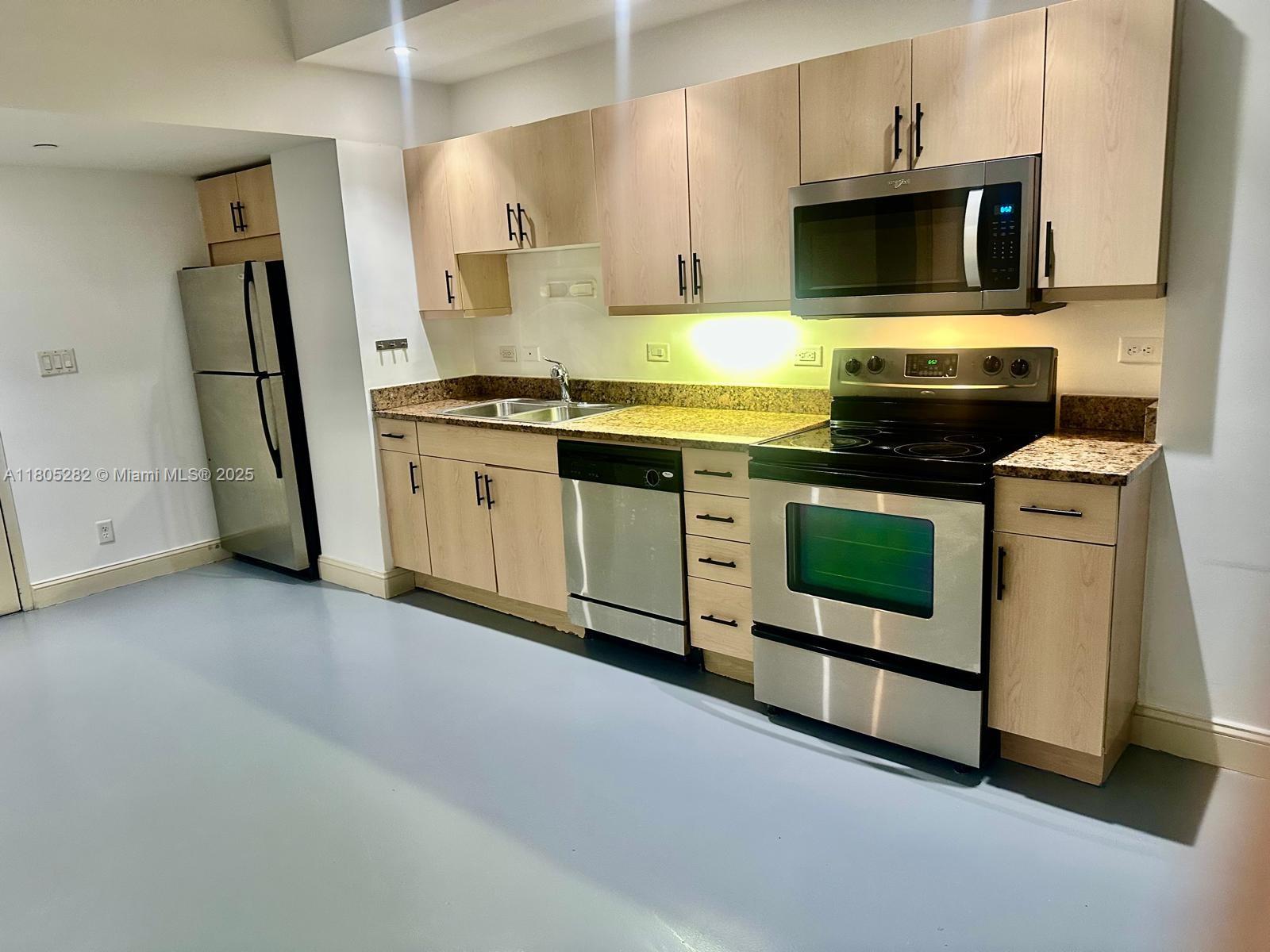 111 E Flagler 702 Property Photo 1