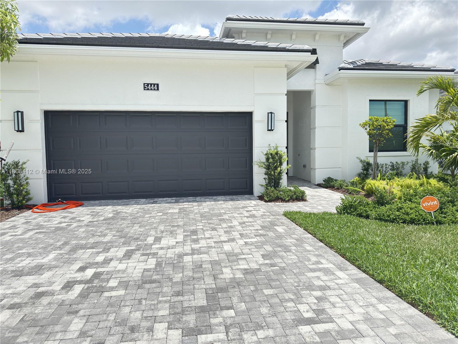5444 SW Saint Armands Way