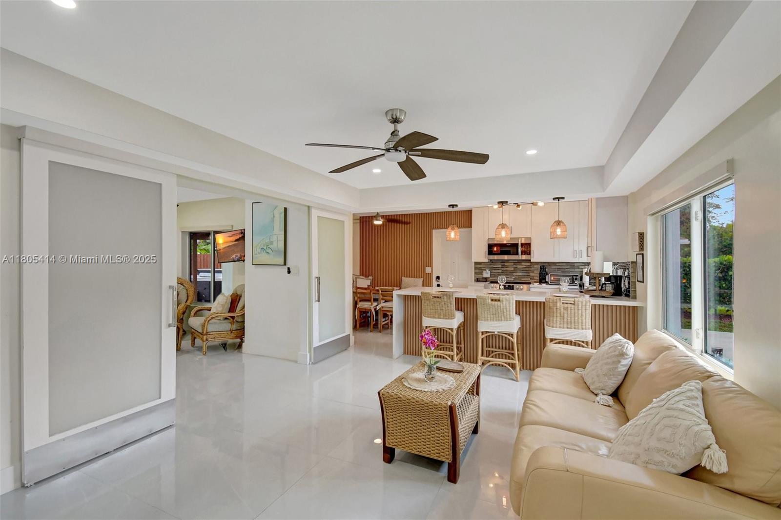 1100 Sw 20th St 1 Property Photo 5